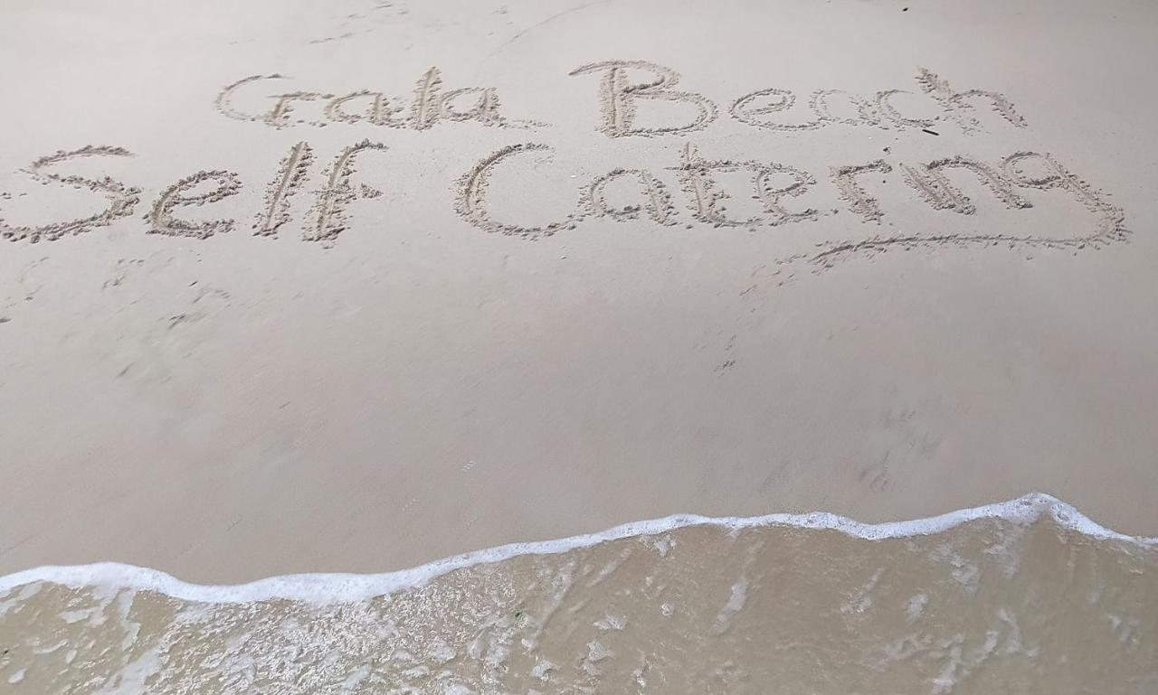 Gala Beach Self-Catering Glacis  Екстериор снимка